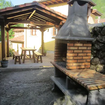 Casa Rural La Montesina Onís Exterior foto